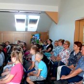 "Brzydkie Kaczątko" etiuda teatralna na podstawie baśni H.CH. Andersena  dla przyjaci&oacute;ł