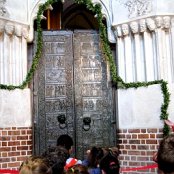 Wycieczka - Gniezno, Biskupin, Ostr&oacute;w Lednicki