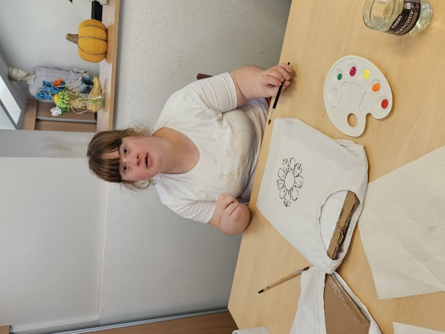 warsztaty malowania na bluzkach_19