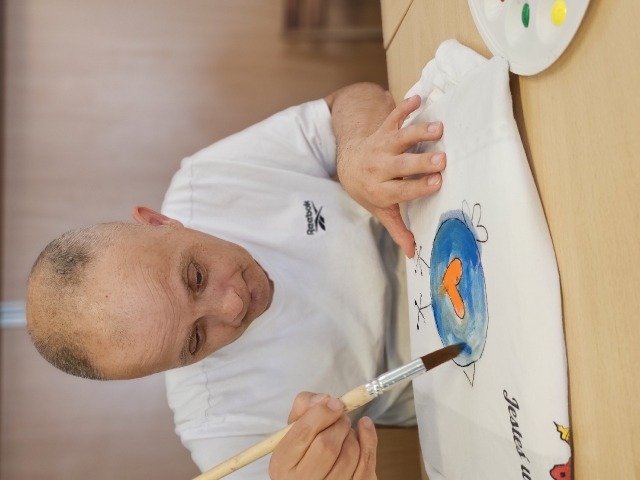 warsztaty malowania na bluzkach_23