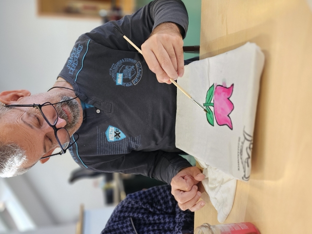 warsztaty malowania na bluzkach_29