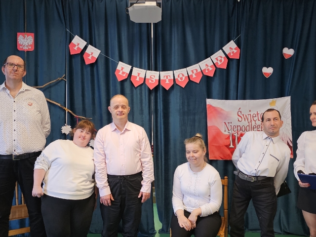 przegląd Pieśni patriotycznej w naszym Domu_13