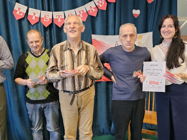 przegląd Pieśni patriotycznej w naszym Domu_32