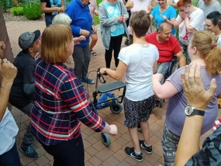 Piknik na ogrodzie_43