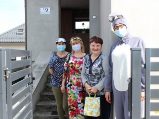 Zajączek z wizytą u uczestników_28