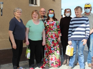 Zajączek z wizytą u uczestników_7