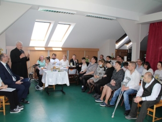 Uroczyste śniadanie wielkanocne_32