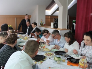 Uroczyste śniadanie wielkanocne_42