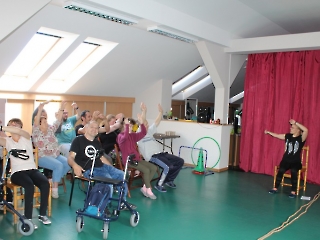 zabawy z p. fizjoterapeutką_1