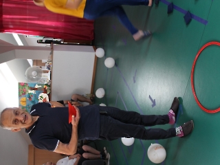 2023_07_20 Zabawy ruchowe z taśmą _14