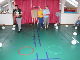 2023_07_20 Zabawy ruchowe z taśmą _9