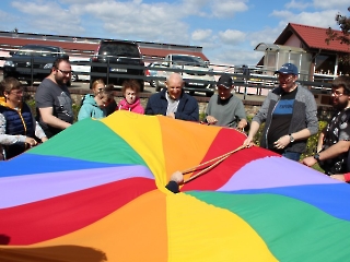 Zabawy z chustą animacyjną_18