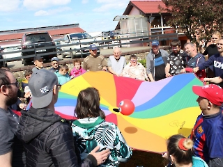 Zabawy z chustą animacyjną_27