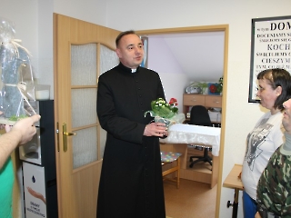 Dzień Ustanowienia Kapłaństwa - życzenia dla ks. proboszcza Zbigniewa Dobronia_2