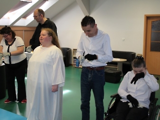 Śniadanie Wielkanocne, występ artystyczny, życzenia, modlitwa, poczęstunek_23