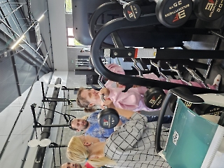 Wizyta w siłowni Weiss Gym_90