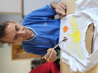 warsztaty malowania na bluzkach_31