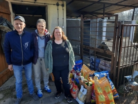 24.03.2022 Zakończenie akcji charytatywnej "Zbieramy karmę dla psów i kotów"
